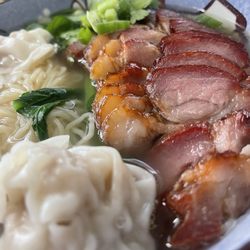 Asian Express - BBQ Noodle Soup with Wontons
