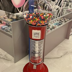 Bubblegum Dispensary - Free gum