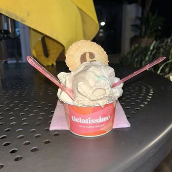 Gelatissimo - Triple scoop with Pistachio, Hazelnut, and Salted Macadamia Dulce du Leche - Ice Cream & Frozen Yogurt Near Me - Irvine, California