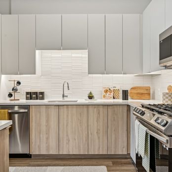 Solverre - Apartments Near Me - Chicago, Illinois Solverre - Apartments Near Me - Chicago, Illinois