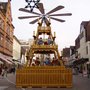 Photo of Weihnachtspyramnide in der Fußgängerzone