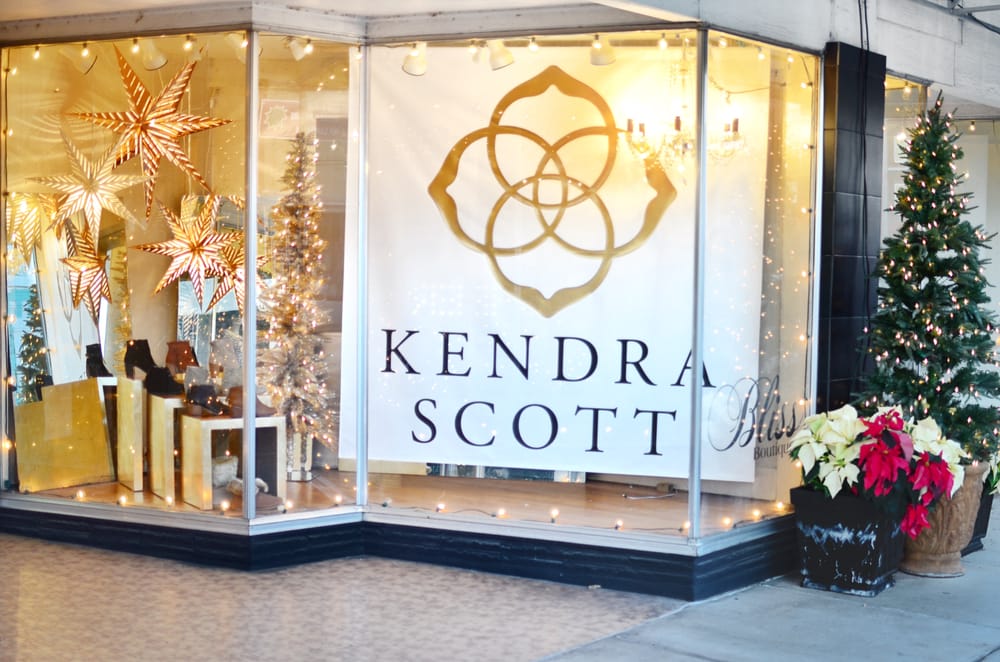 BLISS BOUTIQUE Updated September 2024 132 W Main St, Durant