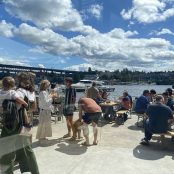 Gasworks Brewing - Outside Patio - Gasworks, Seattle - August 16, 2025 - Brewpubs Near Me - Seattle, Washington