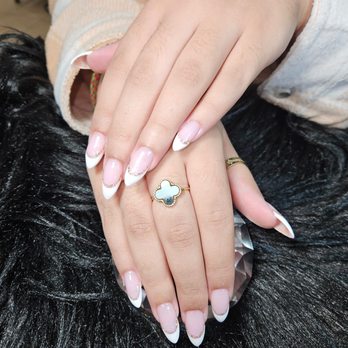 Exquisite Nails - Nail Salons Near Me - Sugar Land, Texas