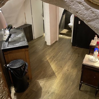 Le Marmiton de Lutèce - Downstairs bathrooms - Fondue Near Me - Paris, 75