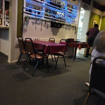 Juliano's Italian Restaurant - Dining Room - Italian Near Me - Hesperia, California Juliano's Italian Restaurant - Dining Room - Italian Near Me - Hesperia, California