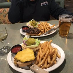 BlondZee’s Steakhouse