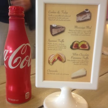 Cafe Bench - dessert n coke ! Sugar rush anyone? - Cafes Near Me - Flushing, New York