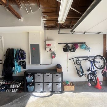 Kiwi Decluttering - Garage wall - Home Organization Near Me - San Clemente, California Kiwi Decluttering - Garage wall - Home Organization Near Me - San Clemente, California