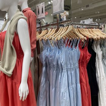UNIQLO - Men's Clothing Near Me - Dallas, Texas UNIQLO - Men's Clothing Near Me - Dallas, Texas
