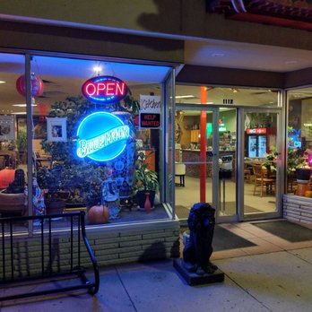 Mandarin Cafe - Chinese Near Me - Perry, Iowa