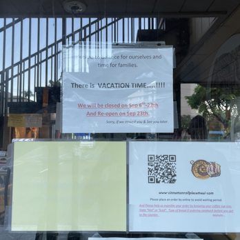 Cinnamon Roll Place - Bakeries Near Me - Kihei, Hawaii