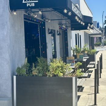 The Hills Pub - Pubs Near Me - La Mesa, California
