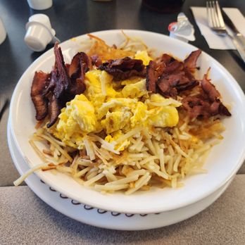 Waffle House - Thornton - Bacon egg and cheese hash brown bowl - Breakfast & Brunch Near Me - Thornton, Colorado Waffle House - Thornton - Bacon egg and cheese hash brown bowl - Breakfast & Brunch Near Me - Thornton, Colorado
