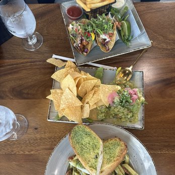 The Corner - Pesto pasta, chips and guacamole & fish tacos - Breakfast & Brunch Near Me - Glendale, California The Corner - Pesto pasta, chips and guacamole & fish tacos - Breakfast & Brunch Near Me - Glendale, California