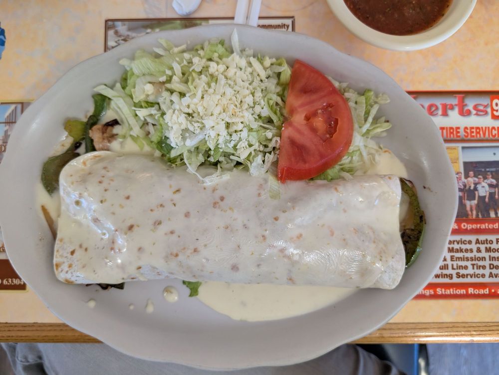 DOS Primos Mexican Restaurant Logo