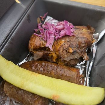 Ray Ray’s Hog Pit - Food Trucks Near Me - Columbus, Ohio