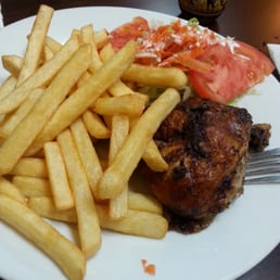 Un Cuarto De Pollo / #2 A Quarter Chicken