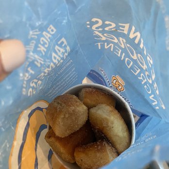 Auntie Anne's - Cinnamon Sugar Pretzel Nuggets - Pretzels Near Me - Lawrenceville, Georgia