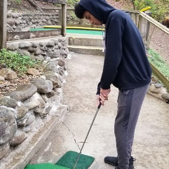 Hillbilly Golf - Mini Golf Near Me - Gatlinburg, Tennessee