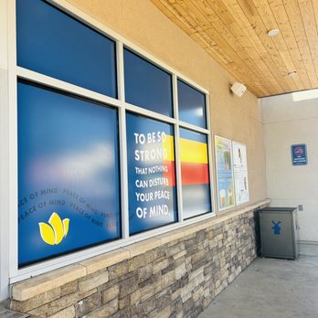 Dutch Bros Coffee - 5/20/25 - Juice Bars & Smoothies Near Me - Upland, California