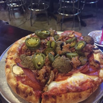 First Class Pizza - Mini porker w/ jalapeño and mushrooms - Pizza Near Me - Fountain Valley, California