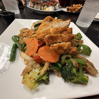 Ocha Thai - Sushi Bars Near Me - Westbrook, Maine
