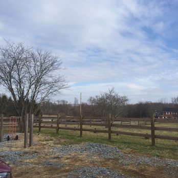 Spring House Farm Store - Grocery Near Me - Hamilton, Virginia