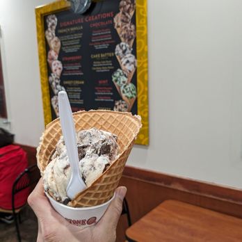 Cold Stone Creamery - Ice Cream & Frozen Yogurt Near Me - Fresno, California Cold Stone Creamery - Ice Cream & Frozen Yogurt Near Me - Fresno, California