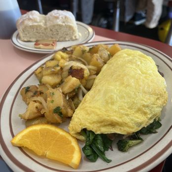 Sunrise Cafe - Veggie omelette with biscuit (warm!) - American Near Me - Soquel, California Sunrise Cafe - Veggie omelette with biscuit (warm!) - American Near Me - Soquel, California