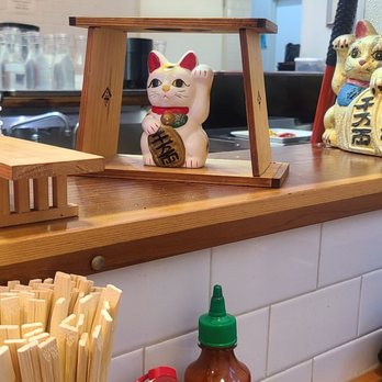 Kashiwa Ramen - Lucky cat to give you luck while you eat - Ramen Near Me - Costa Mesa, California Kashiwa Ramen - Lucky cat to give you luck while you eat - Ramen Near Me - Costa Mesa, California