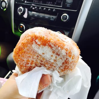 Leonard's Bakery - Malasada - Bakeries Near Me - Honolulu, Hawaii Leonard's Bakery - Malasada - Bakeries Near Me - Honolulu, Hawaii