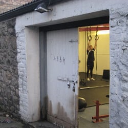 Combat Workshop Dublin - yeah its a garage..