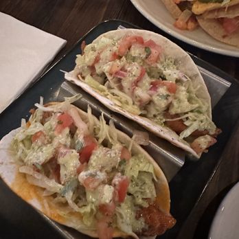Union Social Eatery - Chicken tacos. These were pretty good - American Near Me - Toronto, Ontario
