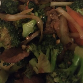 Fantasy Restaurant - Broccoli Beef - Cantonese Near Me - Petaluma, California Fantasy Restaurant - Broccoli Beef - Cantonese Near Me - Petaluma, California