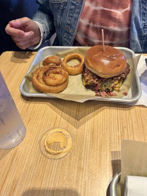 Buffalo Wild Wings by null