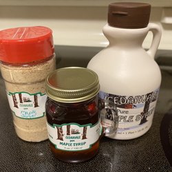 Cedarvale Maple Syrup - Maple sugar and maple syrup