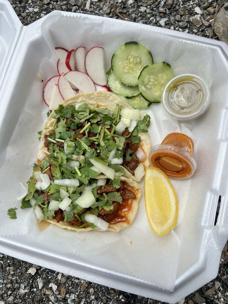 Tacos La Isla Logo