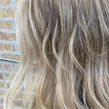Thomas West Salon - Hair Salons Near Me - Chicago, Illinois