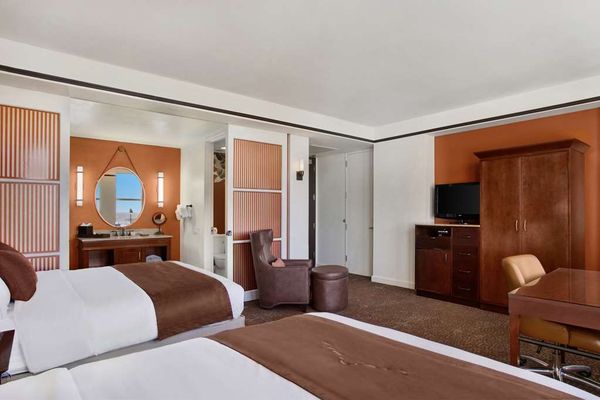 The Emily Morgan San Antonio - a DoubleTree by Hilton Hotel by null