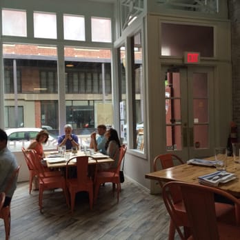 The Noble South - Classy fun atmosphere. - New American Near Me - Mobile, Alabama