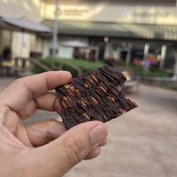 Diamond Head Chocolate - Almond Bark Bar!