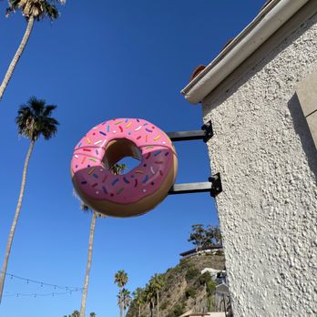 Island Donuts - Homer would like this donut - Donuts Near Me - Avalon, California Island Donuts - Homer would like this donut - Donuts Near Me - Avalon, California