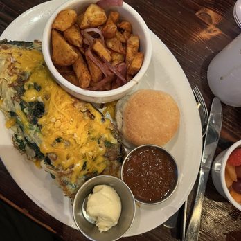 Craft Grill Breakfast Club - Veggie omelette, biscuit, and potatoes - Breakfast & Brunch Near Me - Tomball, Texas