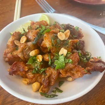 Star Noodle - Nuoc Cham Chicken - Asian Fusion Near Me - Lahaina, Hawaii