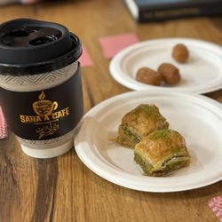 Sana'a Cafe - Adeni chai, baklava, tulumba.
