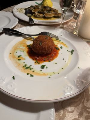 The Polo Lounge by null