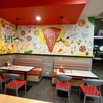 Pizza Twist - Pizza Near Me - Naperville, Illinois Pizza Twist - Pizza Near Me - Naperville, Illinois