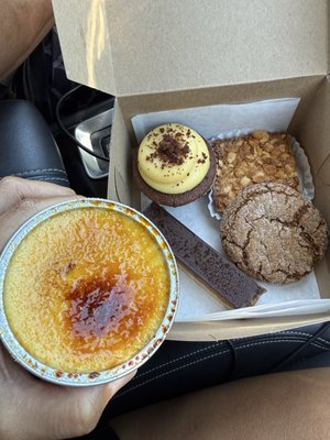 Short N Sweet Bakery & Cafe by null