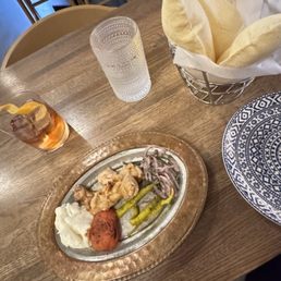 Shish Taouk is a chicken kebab. Delicious!!! Shish Taouk is a chicken kebab. Delicious!!!